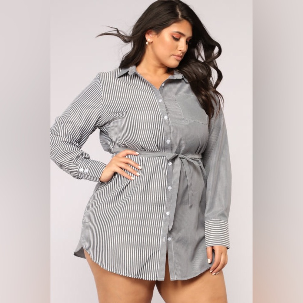 Holding Back Shirt Dress 
Black/White | Fashion Nova